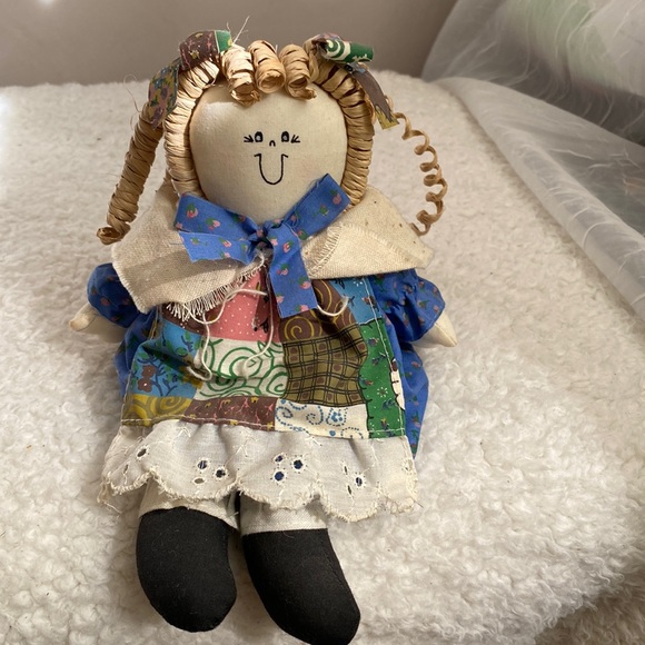 Country Shelf Sitter Doll Accent - Picture 1 of 9